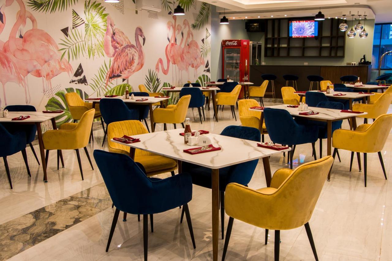 Hotel Horizon Entebbe Zewnętrze zdjęcie