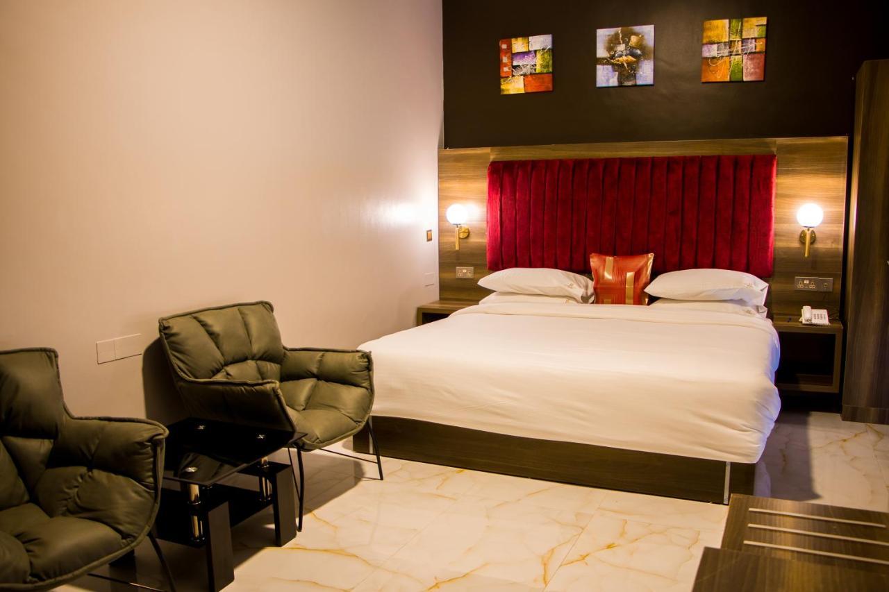 Hotel Horizon Entebbe Zewnętrze zdjęcie